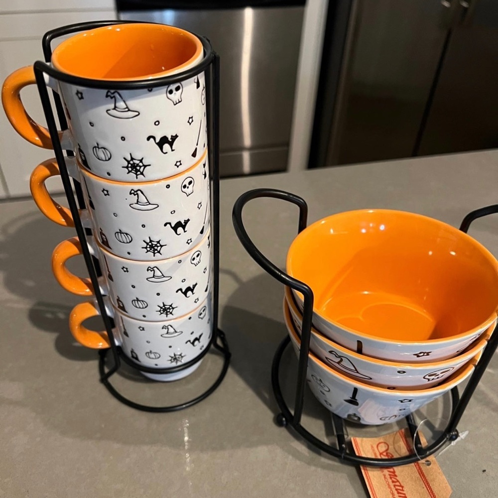 Halloween Bowls & Mugs Set